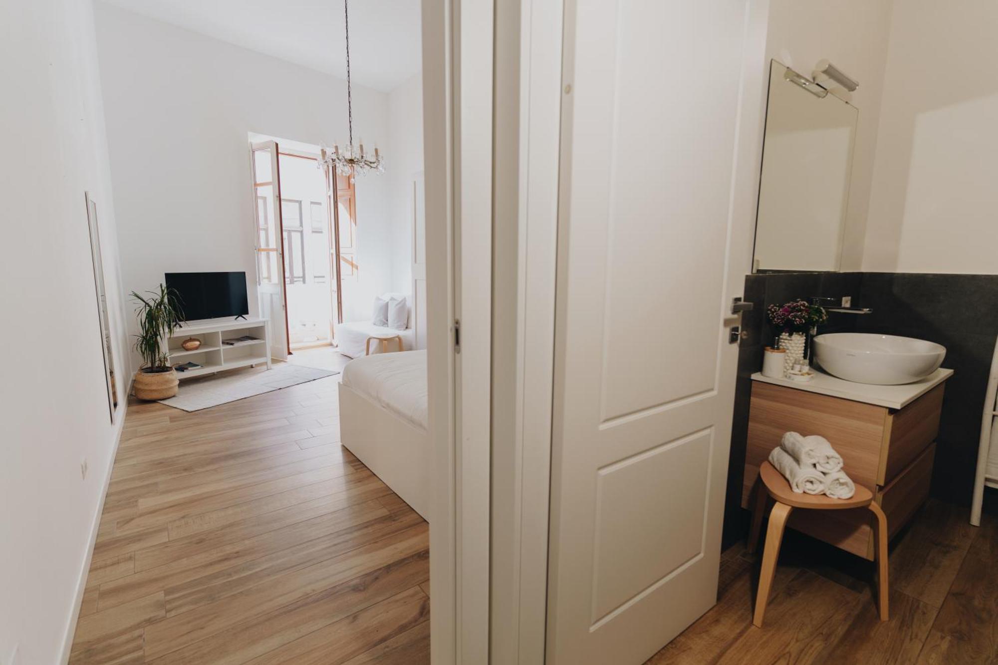 Beada Comfort Stay กาญารี ภายนอก รูปภาพ